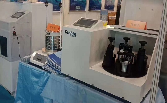 CECIA2020极悦平台展台